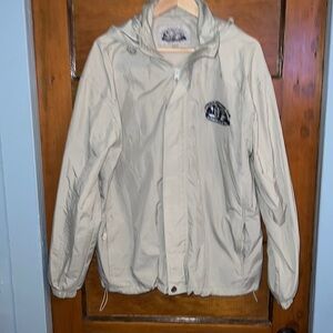 Sir Edmund Hillary team windbreaker jacket rain beige medium outdoor gear